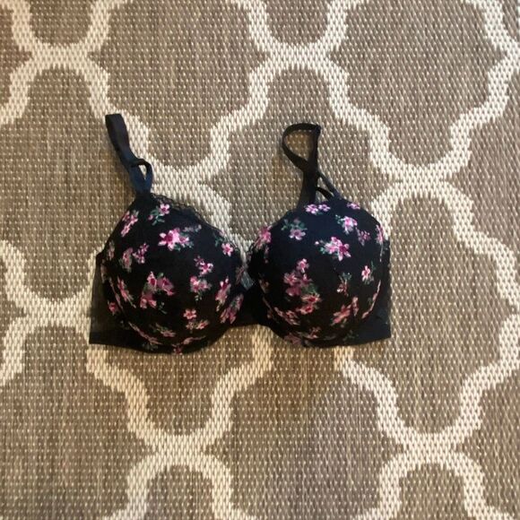 Victoria’s Secret bra lined Demi bra size 36DD - Picture 1 of 7
